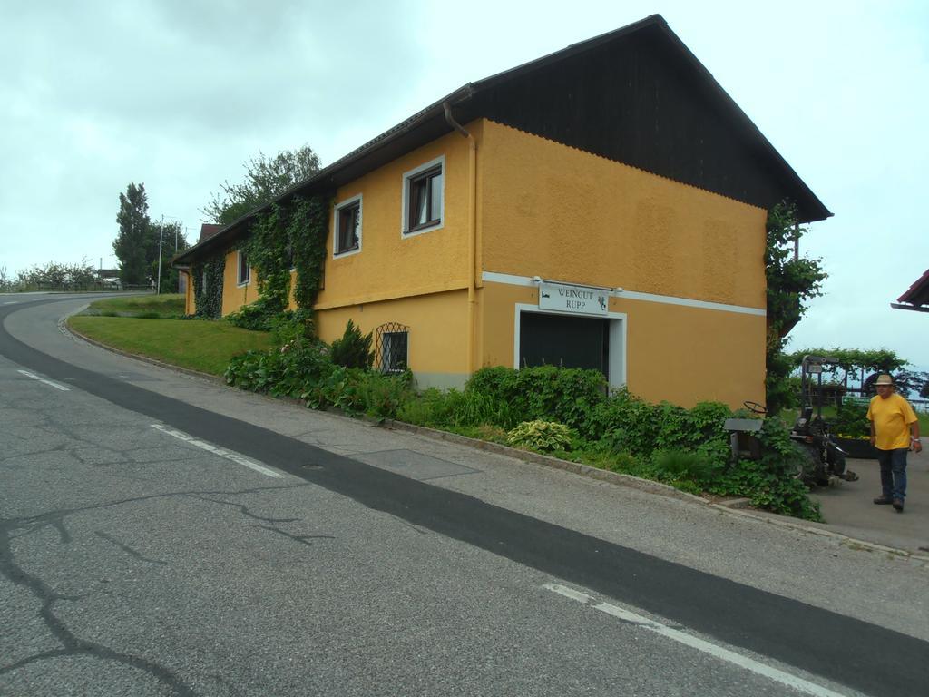 Villa Weingut Rupp Kitzeck im Sausal Exterior foto